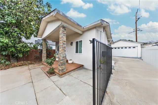 943 S Ford Boulevard, Los Angeles, CA 90022