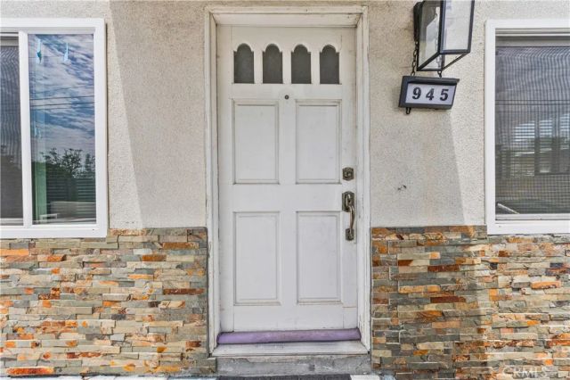 943 S Ford Boulevard, Los Angeles, CA 90022