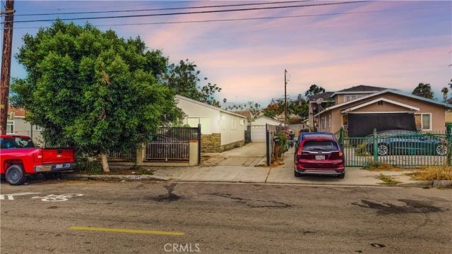 943 S Ford Boulevard, Los Angeles, CA 90022