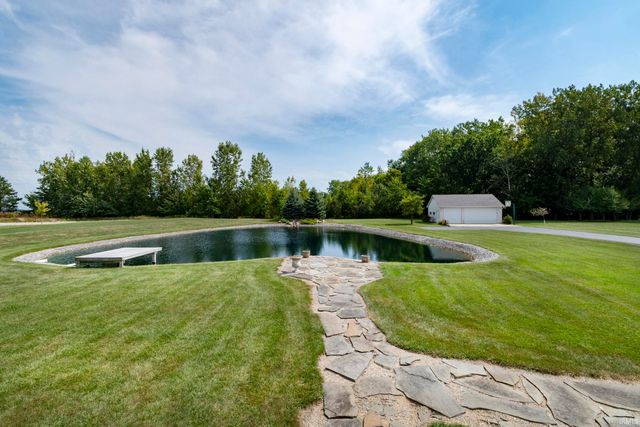 8065 S Westfield Trail, Columbia City, IN 46725