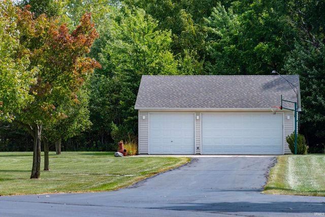 8065 S Westfield Trail, Columbia City, IN 46725