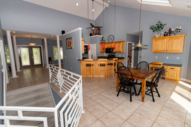 8065 S Westfield Trail, Columbia City, IN 46725