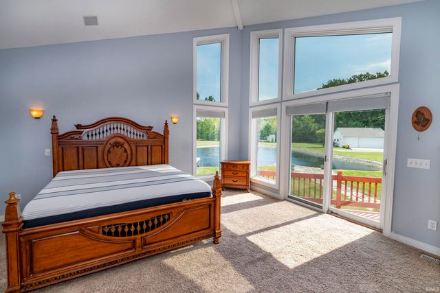 8065 S Westfield Trail, Columbia City, IN 46725