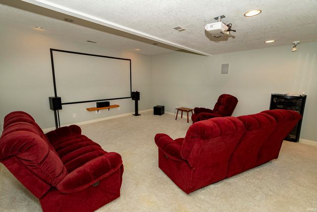 8065 S Westfield Trail, Columbia City, IN 46725