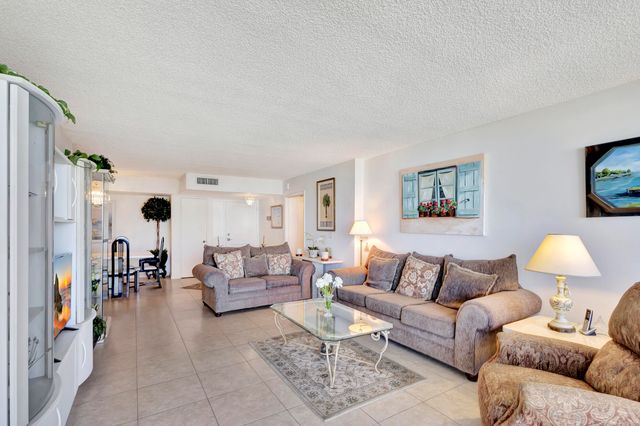 3400 N OCEAN Drive 1505, Singer Island, FL 33404