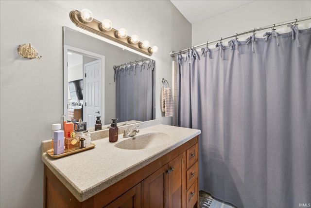 210 W Main Street, Worthington, IN 47471