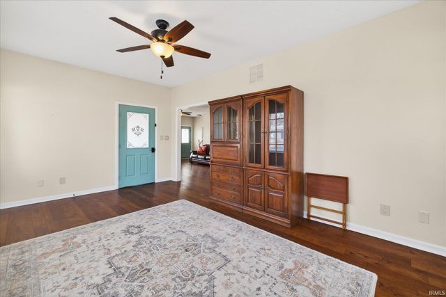 210 W Main Street, Worthington, IN 47471