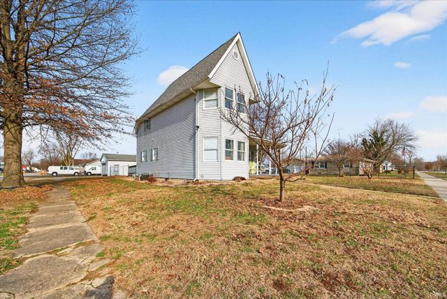 210 W Main Street, Worthington, IN 47471