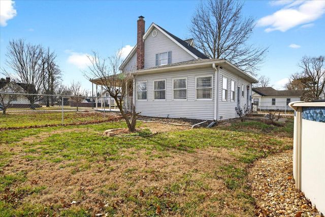 210 W Main Street, Worthington, IN 47471