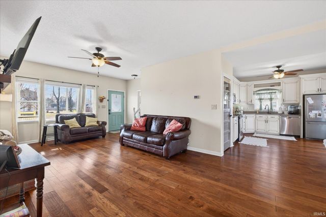 210 W Main Street, Worthington, IN 47471