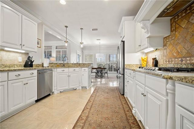 9975 Turtle Creek S Lane, Mobile, AL 36695