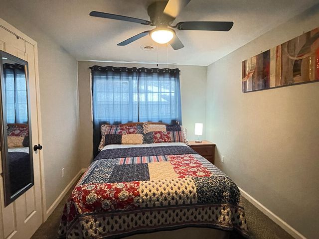 2254 N Travis Avenue, Springfield, MO 65803