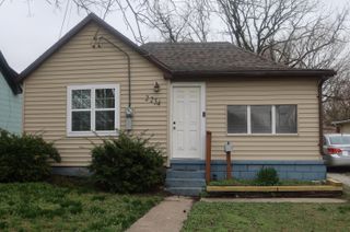 2254 N Travis Avenue, Springfield, MO 65803