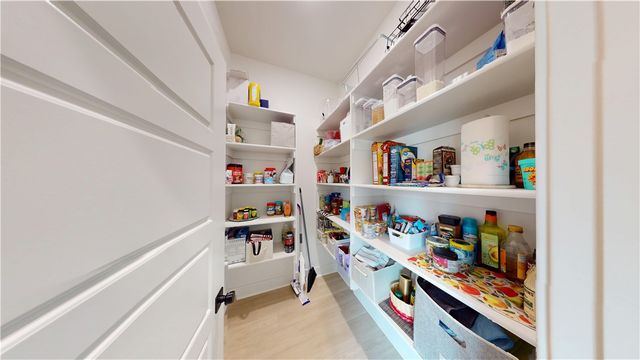 6300 SW Luna Lane, Bentonville, AR 72713