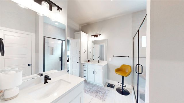 6300 SW Luna Lane, Bentonville, AR 72713