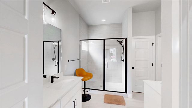 6300 SW Luna Lane, Bentonville, AR 72713