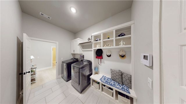 6300 SW Luna Lane, Bentonville, AR 72713