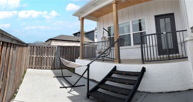 6300 SW Luna Lane, Bentonville, AR 72713