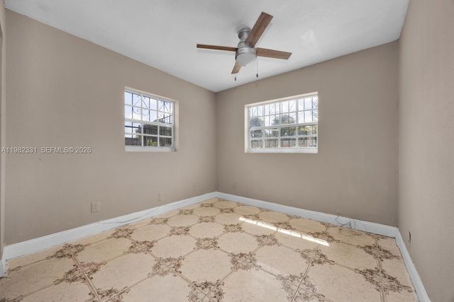 3853 NW 209th St, Miami Gardens, FL 33055