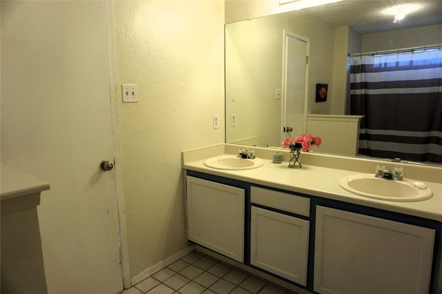 1904 Birds Nest CT, Cedar Park, TX 78613