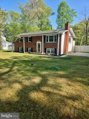 10100 LYONS MILL RD, Owings Mills, MD 21117