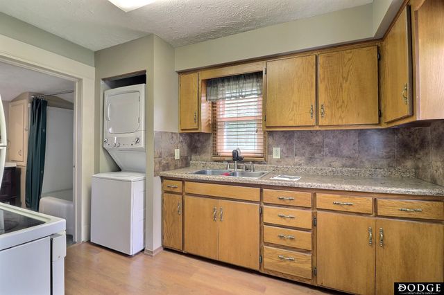 614 E Linden Avenue, Fremont, NE 68025