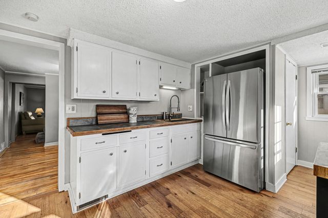 1250 Randolph Avenue, Saint Paul, MN 55105