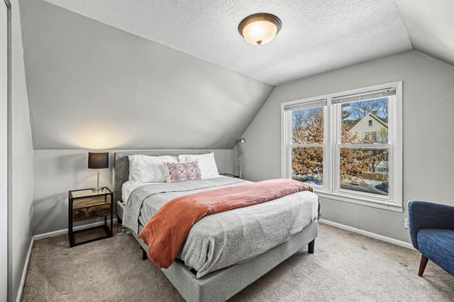 1250 Randolph Avenue, Saint Paul, MN 55105