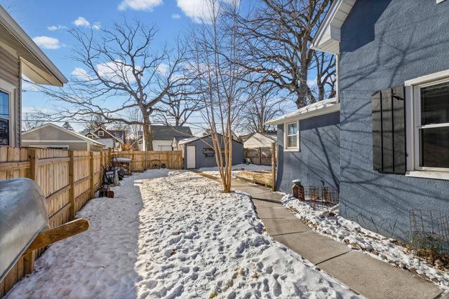 1250 Randolph Avenue, Saint Paul, MN 55105