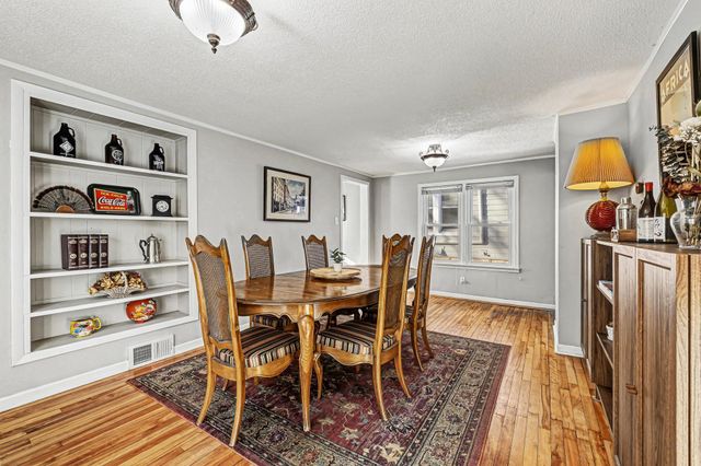 1250 Randolph Avenue, Saint Paul, MN 55105