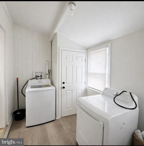 4733 CEDAR AVE, Philadelphia, PA 19143