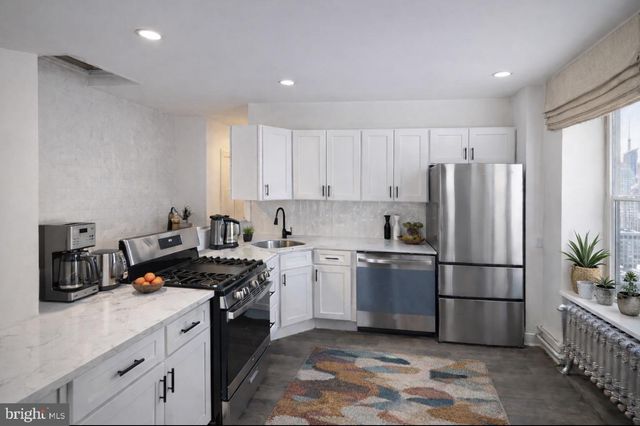 4733 CEDAR AVE, Philadelphia, PA 19143