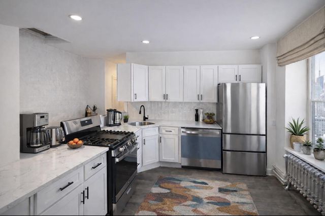 4733 CEDAR AVE, Philadelphia, PA 19143