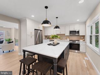 350 LAWNTON AVE, West Deptford, NJ 08096