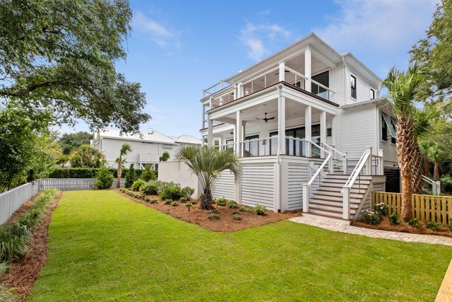 189 Station 18th Street, Sullivans Island, SC 29482