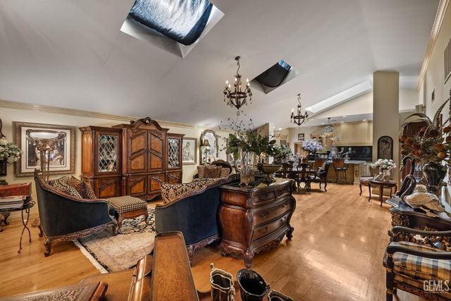 705 Harrisburg Street, Bakersfield, CA 93314