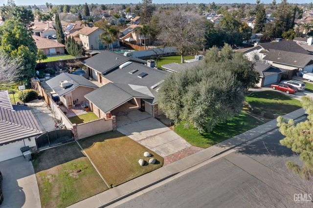 705 Harrisburg Street, Bakersfield, CA 93314