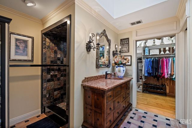 705 Harrisburg Street, Bakersfield, CA 93314