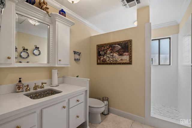 705 Harrisburg Street, Bakersfield, CA 93314