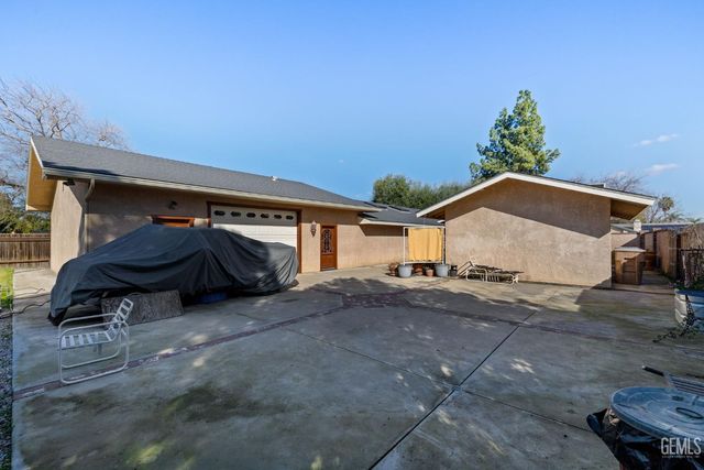 705 Harrisburg Street, Bakersfield, CA 93314