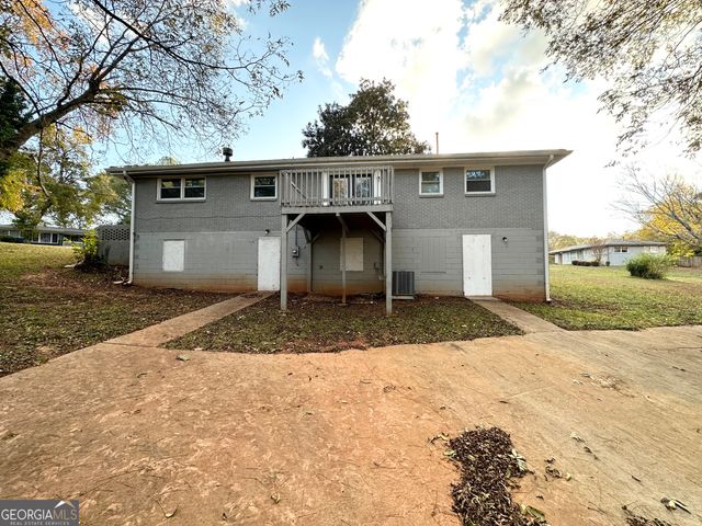 2860 Lynda Place, Decatur, GA 30032