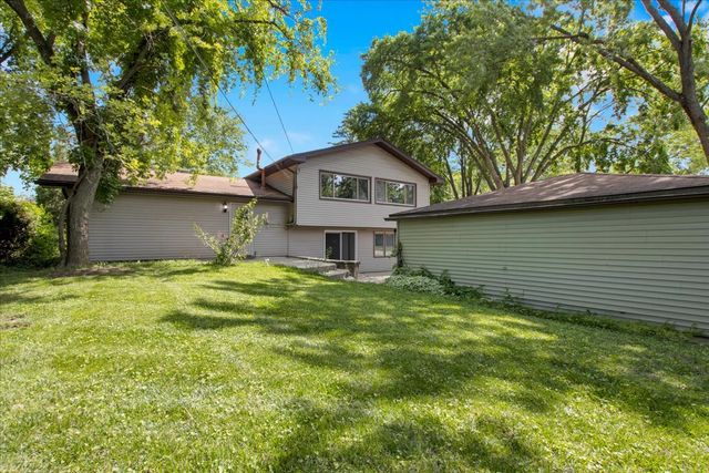 501 Lafayette Lane, Hoffman Estates, IL 60169