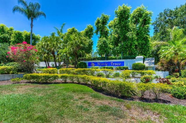 130 SOUTHAMPTON PLACE 360, Venice, FL 34293