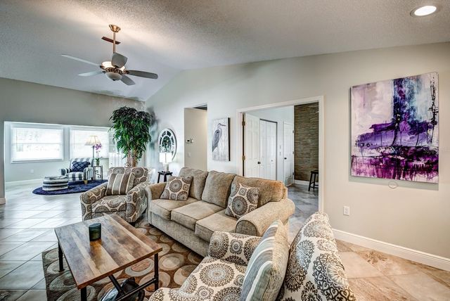 130 SOUTHAMPTON PLACE 360, Venice, FL 34293