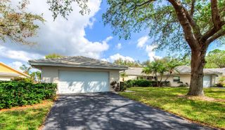 130 SOUTHAMPTON PLACE 360, Venice, FL 34293
