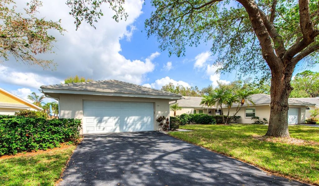 130 SOUTHAMPTON PLACE 360, Venice, FL 34293