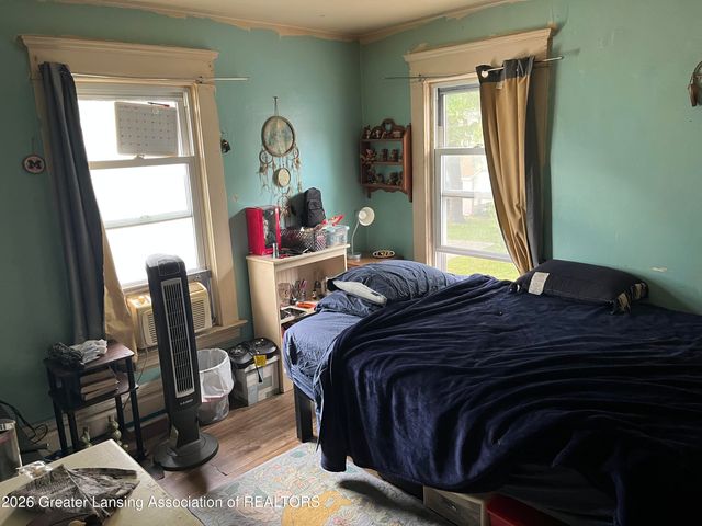905 E Shiawassee Street, Lansing, MI 48912