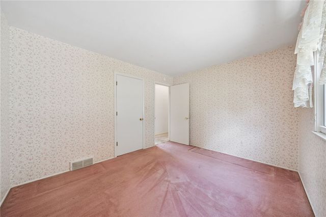 1025 EDWARD ST, N Versailles, PA 15137