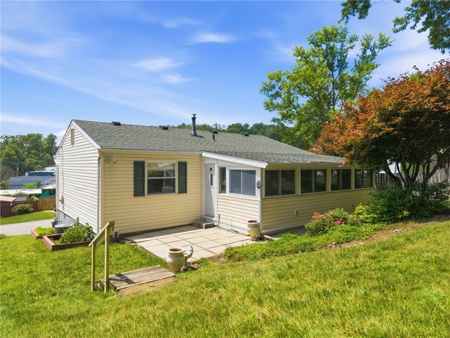 1025 EDWARD ST, N Versailles, PA 15137
