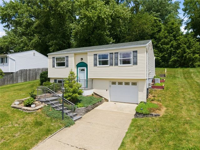 1025 EDWARD ST, N Versailles, PA 15137